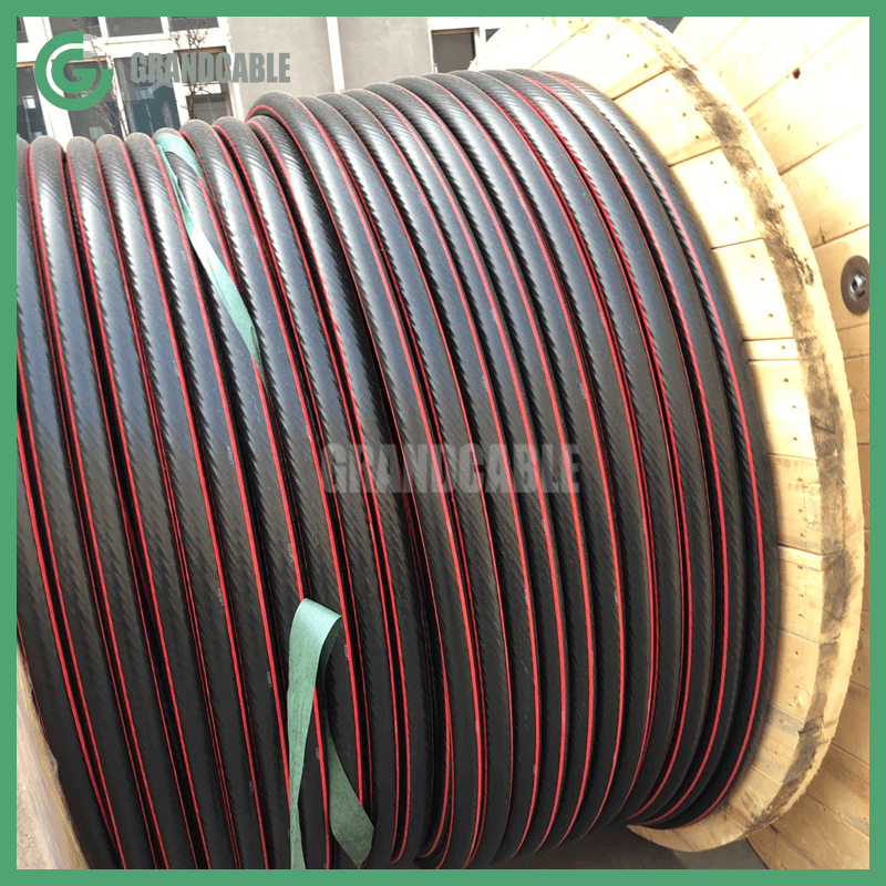 Cable, 35-kV, aluminum, 750 KCMIL, paralleled cross-linked polyethylene insulated, Linear Low Density Polyethylene (LLDPE) jacketed